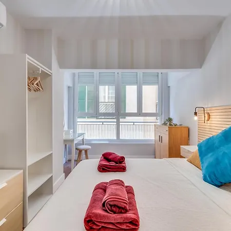 Picasso 2 Apartment